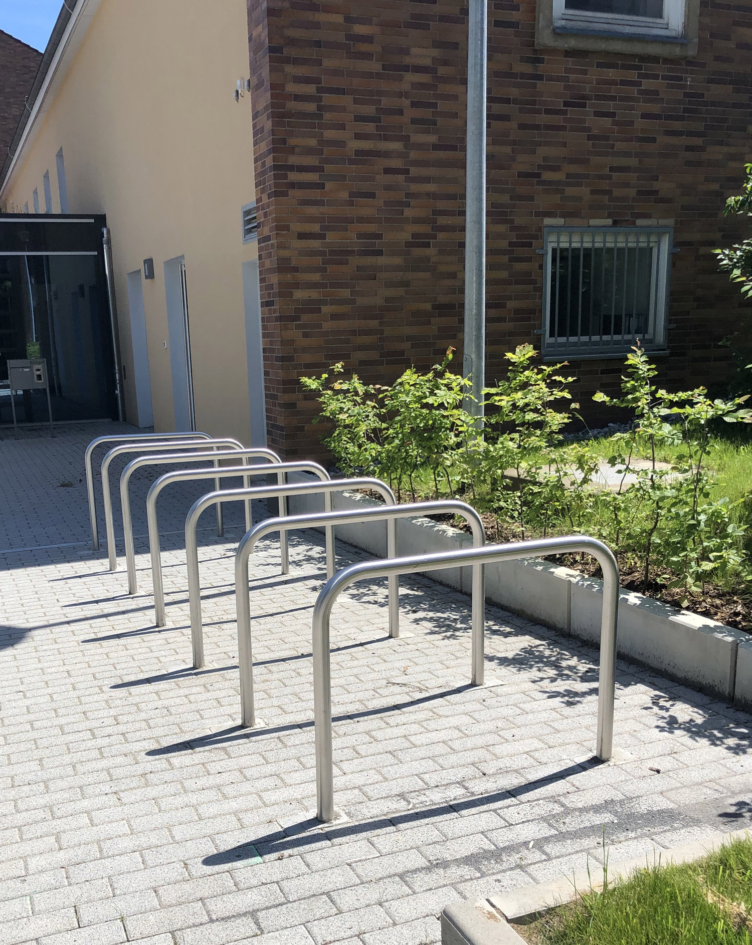 Fahrradanlehnbügel Fahrradgeländer ohne Knieholm